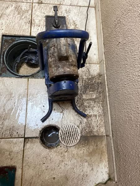 Martins_Dedetizadora_desentupimento_24h_na_zona_leste_SP