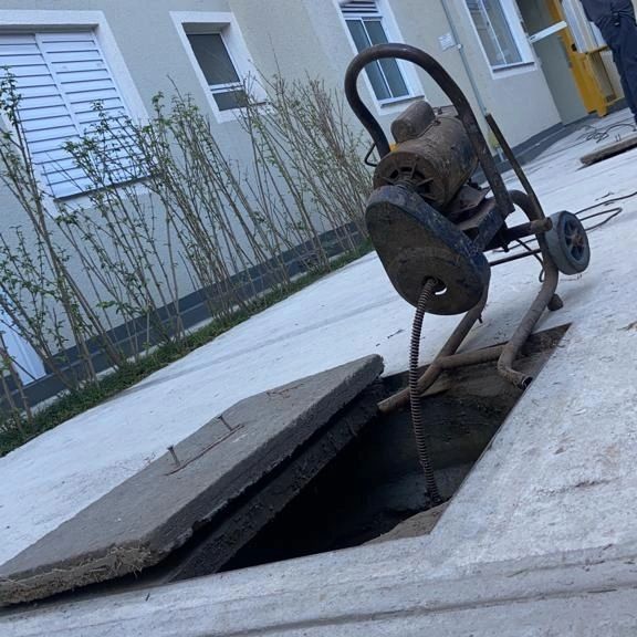 Martins_Dedetizadora_desentupimento_condominio_zona_leste_SP